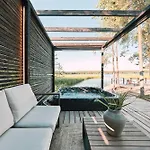 Lillan - Luxury Seaside With Sauna & Jacuzzi