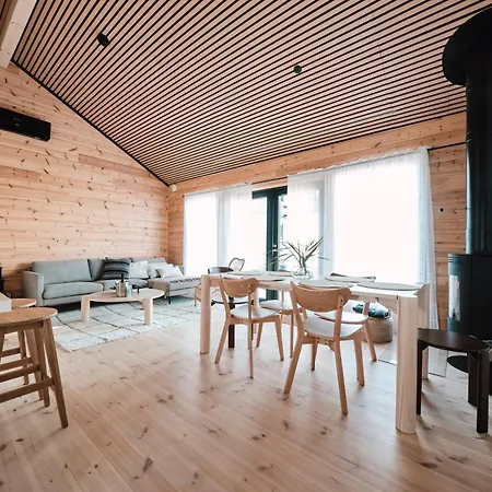 Prázdninový dům Lillan - Luxury Seaside With Sauna & Jacuzzi